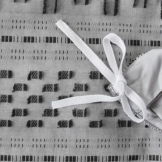 INK+IVY 3-piece Rhea Cotton Jacquard Duvet Cover Set Ivory Charcoal 10 INK+IVY 3-piece Rhea Cotton Jacquard Duvet Cover Set Ivory Charcoal - Image 8