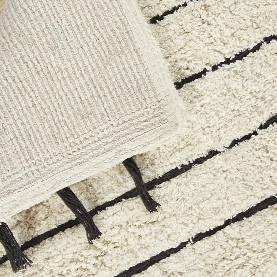 INK+IVY Arbor Striped Tassel Cotton Tufted Bath Rug Black Neutral 8 INK+IVY Arbor Striped Tassel Cotton Tufted Bath Rug Black Neutral - Image 6